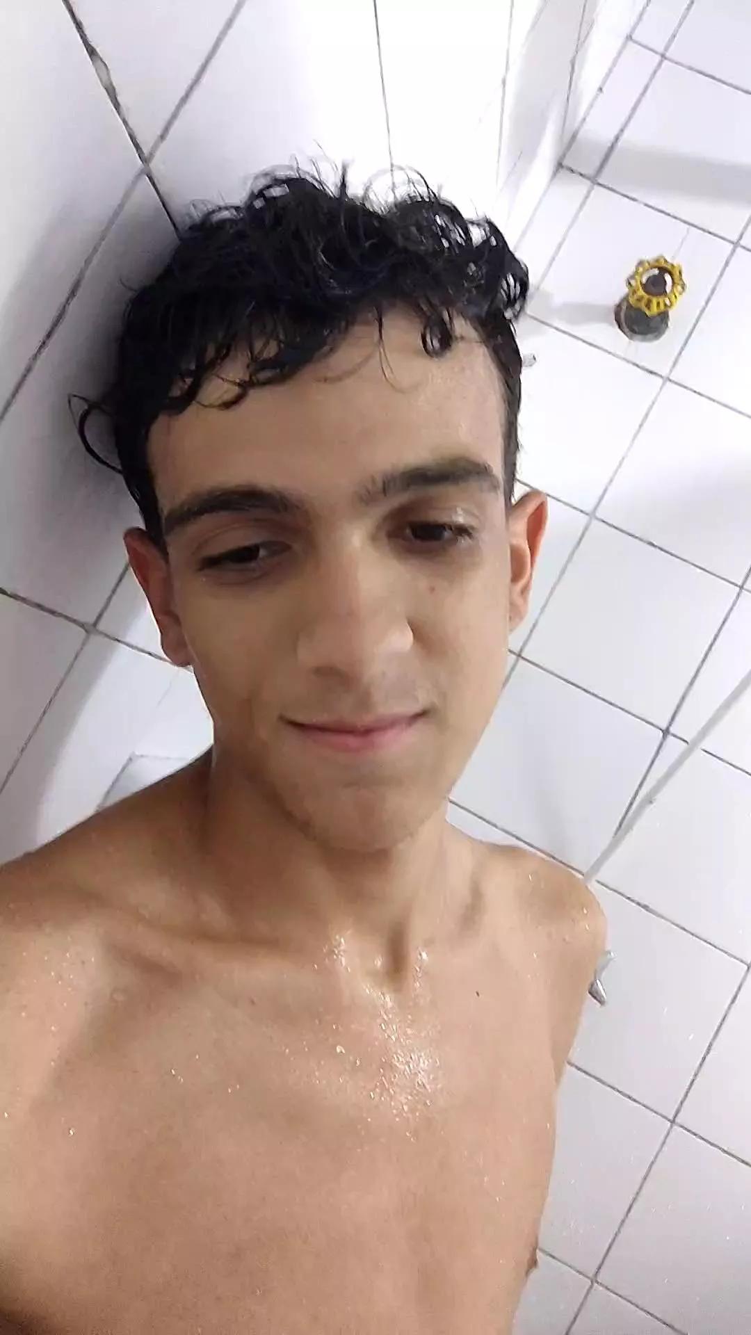 Renannnhh webcams show profile image 