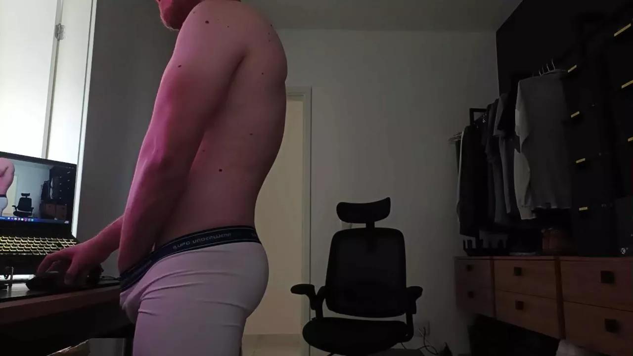 rodrigoeng_ from Cam4
