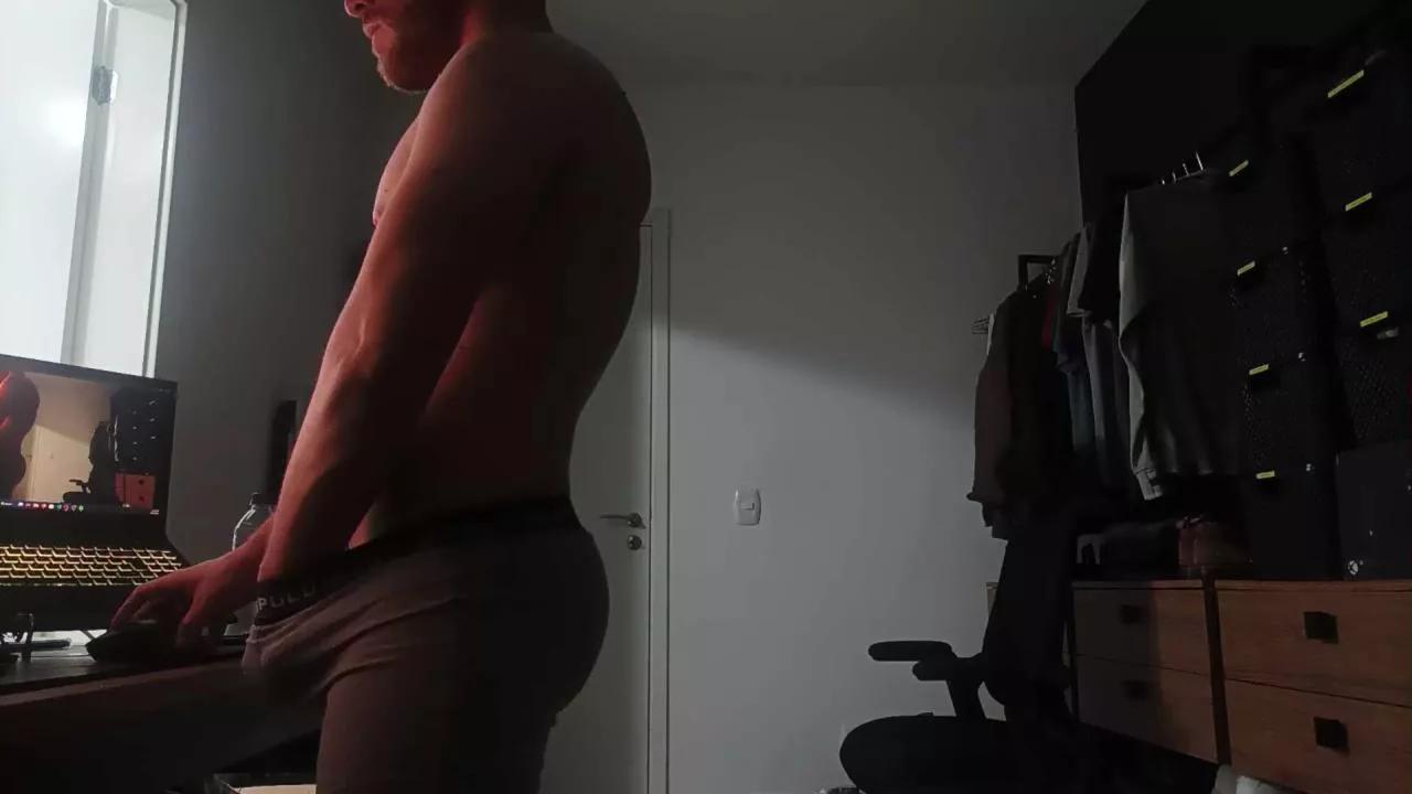 rodrigoeng_ from Cam4
