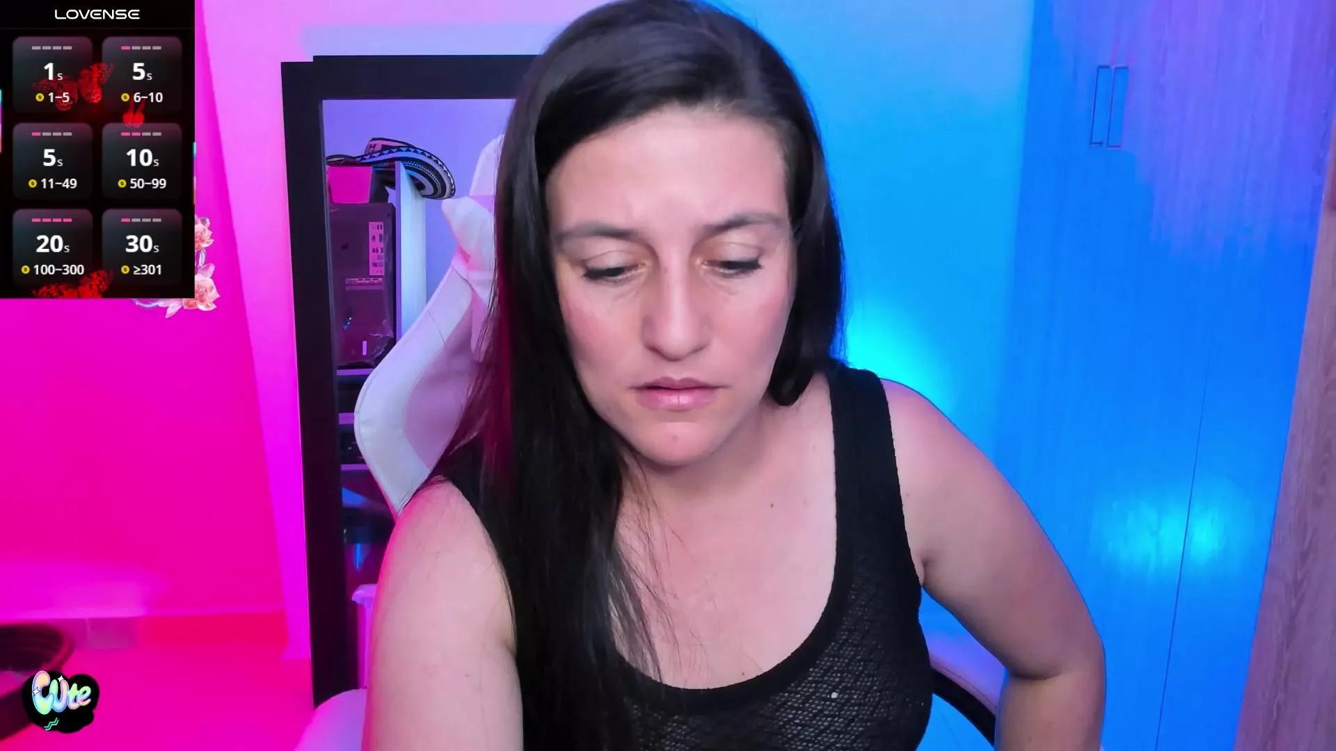 Saskyaa from Cam4