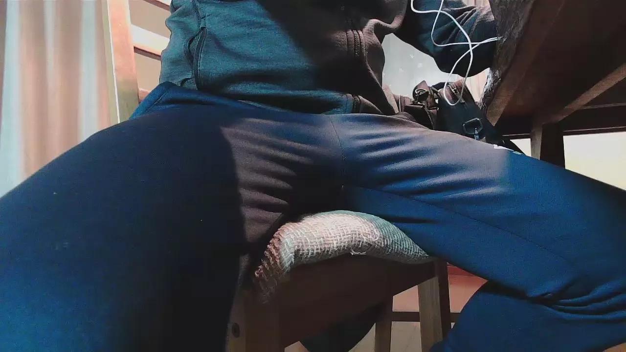 thethefin from Cam4