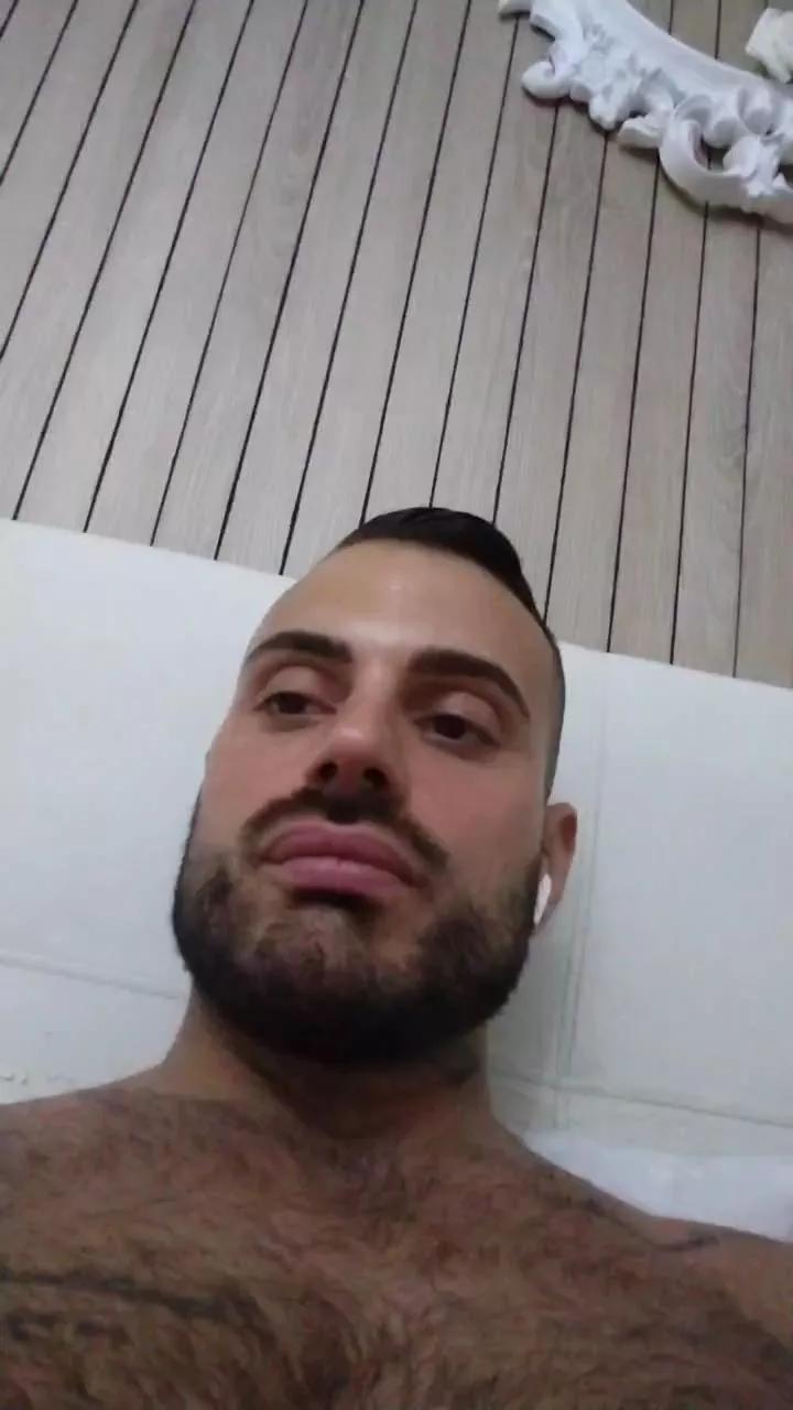 Viki84 from Cam4