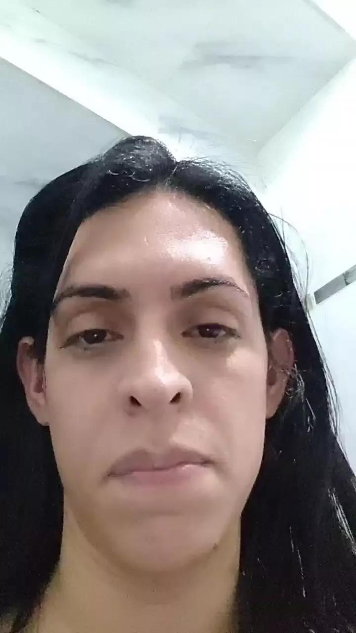 VittoriaLmbrdi from Cam4
