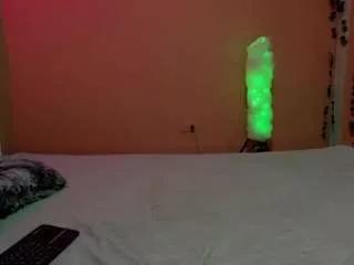 0madeline1 from CamSoda is Freechat