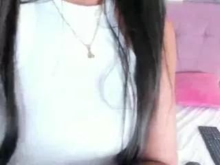 ahincale on CamSoda