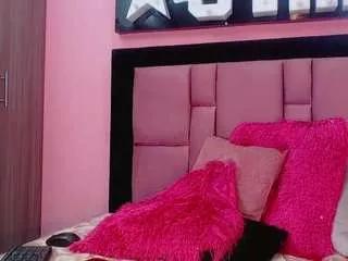 aiisha-rose from CamSoda
