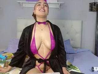 aiitanaasweet from CamSoda is Freechat