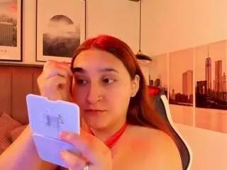 alaia-cute from CamSoda