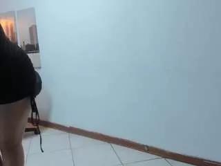 alaia-cute from CamSoda