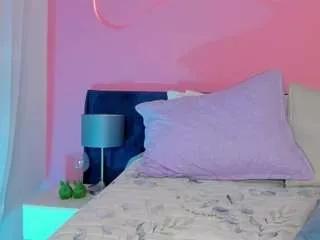 alaia-manson from CamSoda