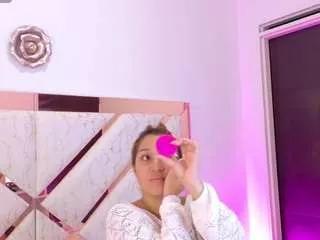 alba-grey from CamSoda is Freechat