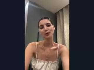 Photos of alessiachen from CamSoda is Freechat