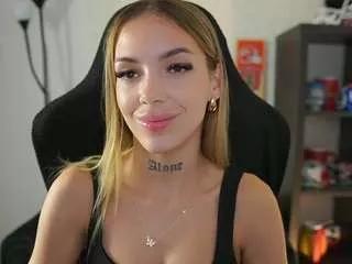 alexxisky from CamSoda is Freechat