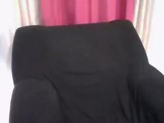 alliekay from CamSoda