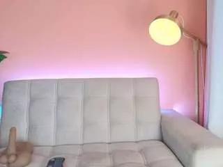 almacastillo from CamSoda