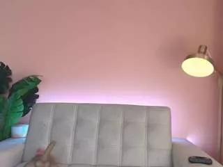 almacastillo from CamSoda