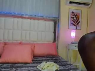 almasaennz from CamSoda is Freechat