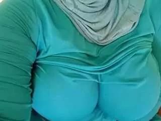 amalarabic from CamSoda is Freechat