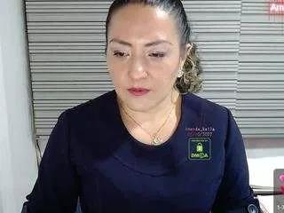 amanda-bella1 from CamSoda