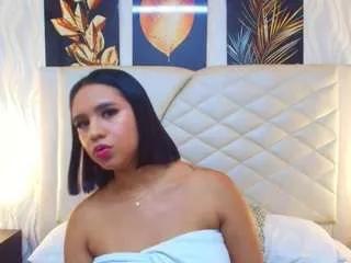 amberr-greyy from CamSoda is Freechat