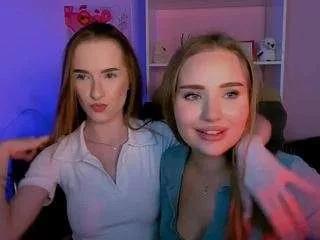 amelia-shiny from CamSoda is Freechat