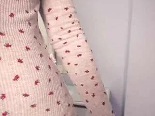 aneelory from CamSoda
