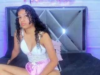 anita-ross18 from CamSoda is Freechat