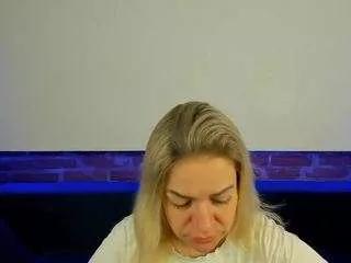 annasnow99 from CamSoda is Freechat