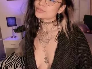 anne-cherrydh from CamSoda