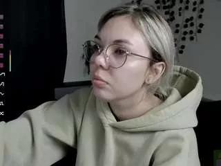 anyapickles from CamSoda