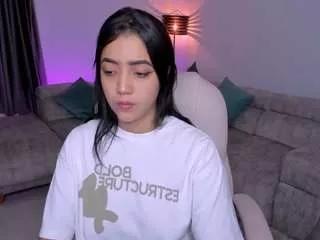 ariana-clark from CamSoda