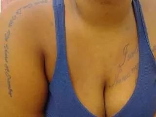 ariana-pearl from CamSoda is Freechat