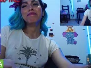 arianablue96 from CamSoda