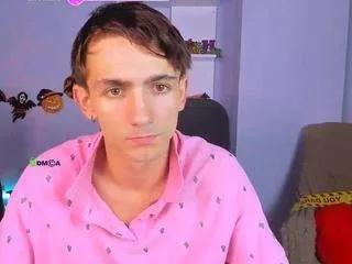 ash-raven from CamSoda is Freechat