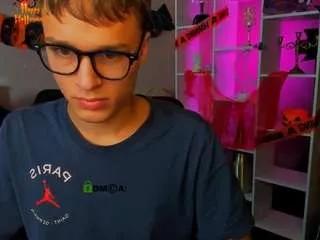 Photos of ash-raven from CamSoda is Freechat