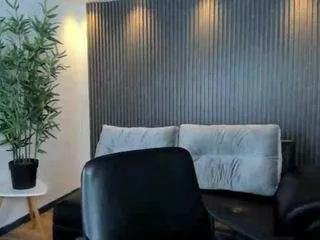 ashleyy-collinss from CamSoda is Freechat