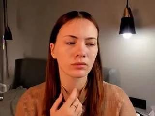 azaleemoeller from CamSoda