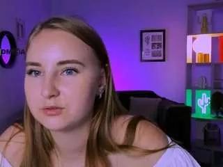 baby-joy from CamSoda is Freechat
