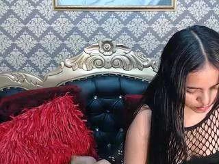 baby-luci from CamSoda is Freechat