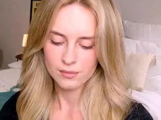 bedberry from CamSoda is Freechat