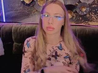 bellaluxix from CamSoda is Freechat
