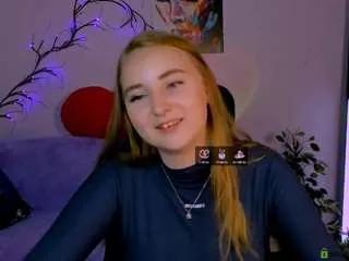 belly-bey from CamSoda is Freechat