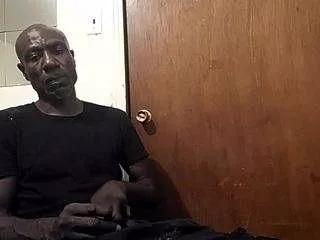 bozzarella from CamSoda