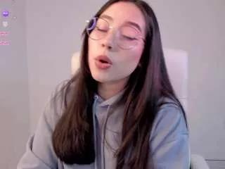 bubble-gum from CamSoda