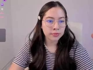 Photos of bubble-gum from CamSoda is Freechat