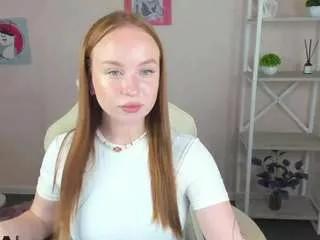 Discover our girls online shows and discover the company of countless livestreamers, with stunning shapes, sex toys and more.