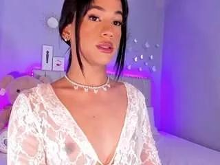 callmenora from CamSoda