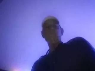 camcouple4u from CamSoda