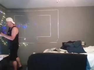 camcouple4u from CamSoda