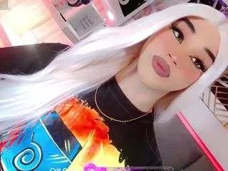 Discover our girls online shows and discover the company of countless livestreamers, with stunning shapes, sex toys and more.